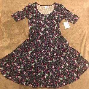 LuLaRoe Nicole dress NWT!
